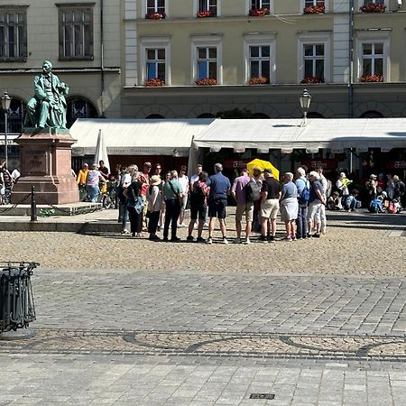 Rynek Pod Fredra Breslávia Exterior foto